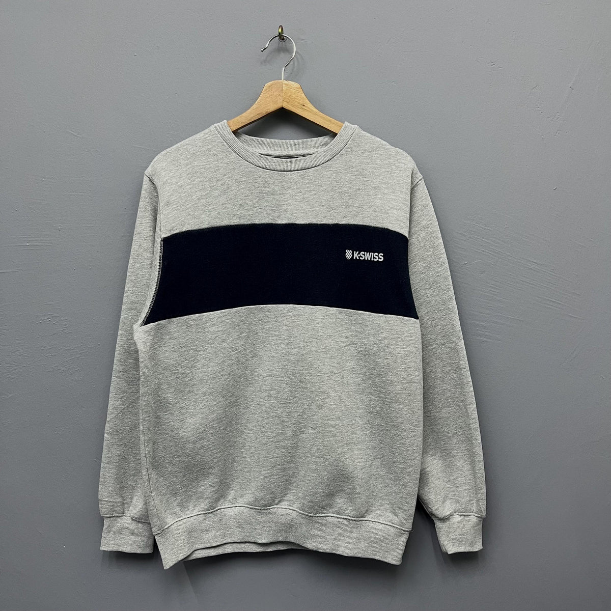 Vintage K Swiss Crewneck Sweatshirt Size Medium Sweatshirt – Warm & Stylish · Must-Have Style