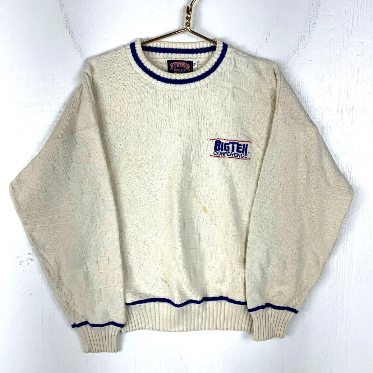 Vintage Big Ten Conference Nutmeg Knit Sweater XL White Crewneck Ncaa 90s Graphic Tee – Easygoing Wear · Trending Graphic Apparel