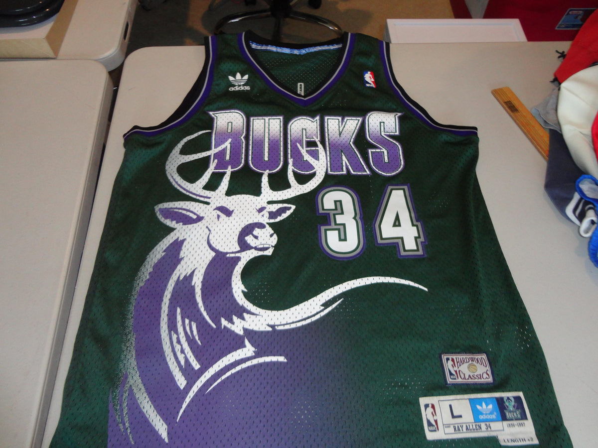 Milwaukee Bucks Ray Allen 1997 Throwback Jersey Size L Jersey – Fan Favorite · Trending Graphic Apparel