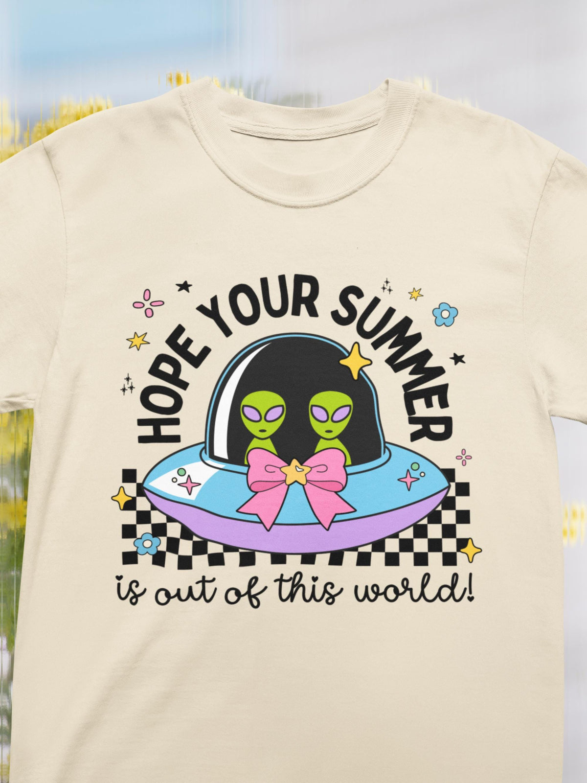 Last Day of School Teacher Shirt for Fourth Grade Teacher Who Loves UFOs Silly Alien Science Teacher T with Stars and Bow Class Dismissed Graphic Tee – Everyday Comfort · Top Pick For Any Outfit