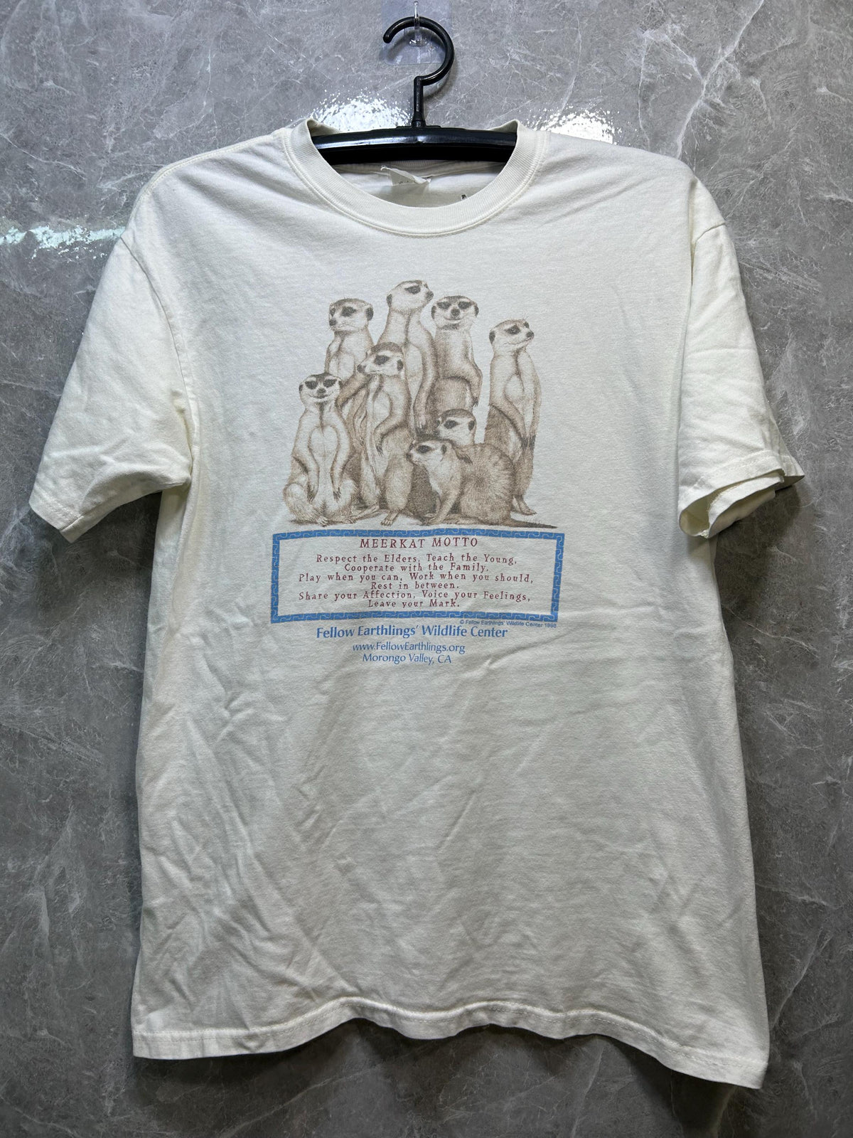 Vintage Meerkat Motto 00s T Shirt Size L Graphic Tee – Soft Feel · High-Quality Print