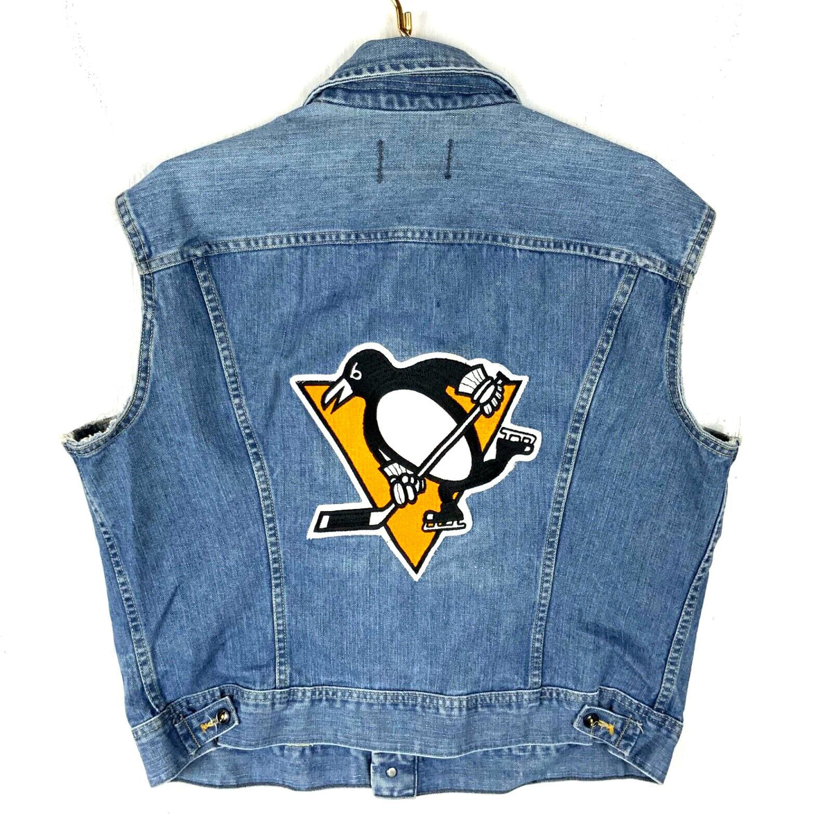 Vintage Lee 1980s Denim Vest Jacket Large Blue Medium Wash Pittsburgh Penguins Graphic Tee – Everyday Comfort · Trending Graphic Apparel