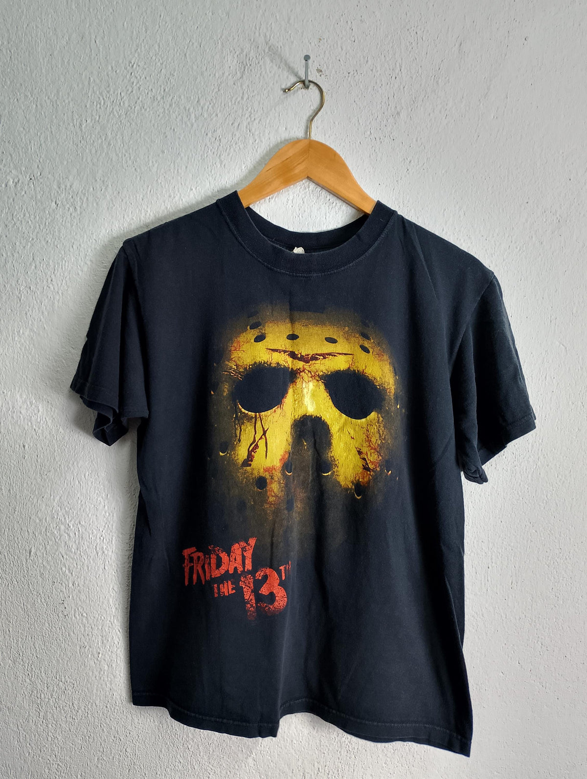 Friday the 13th horror movie t shirt Medium Graphic Tee – Easygoing Wear · Must-Have Style