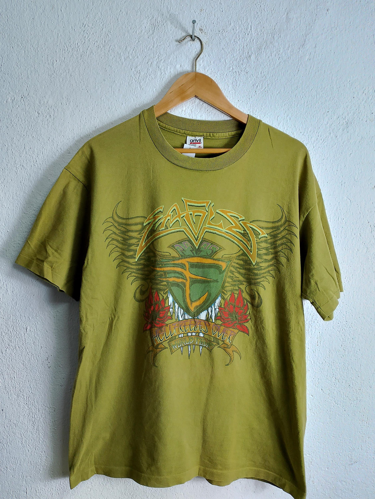 Vintage Eagle 95 tour t shirt XL Graphic Tee – Bold Style · Perfect For Daily Wear
