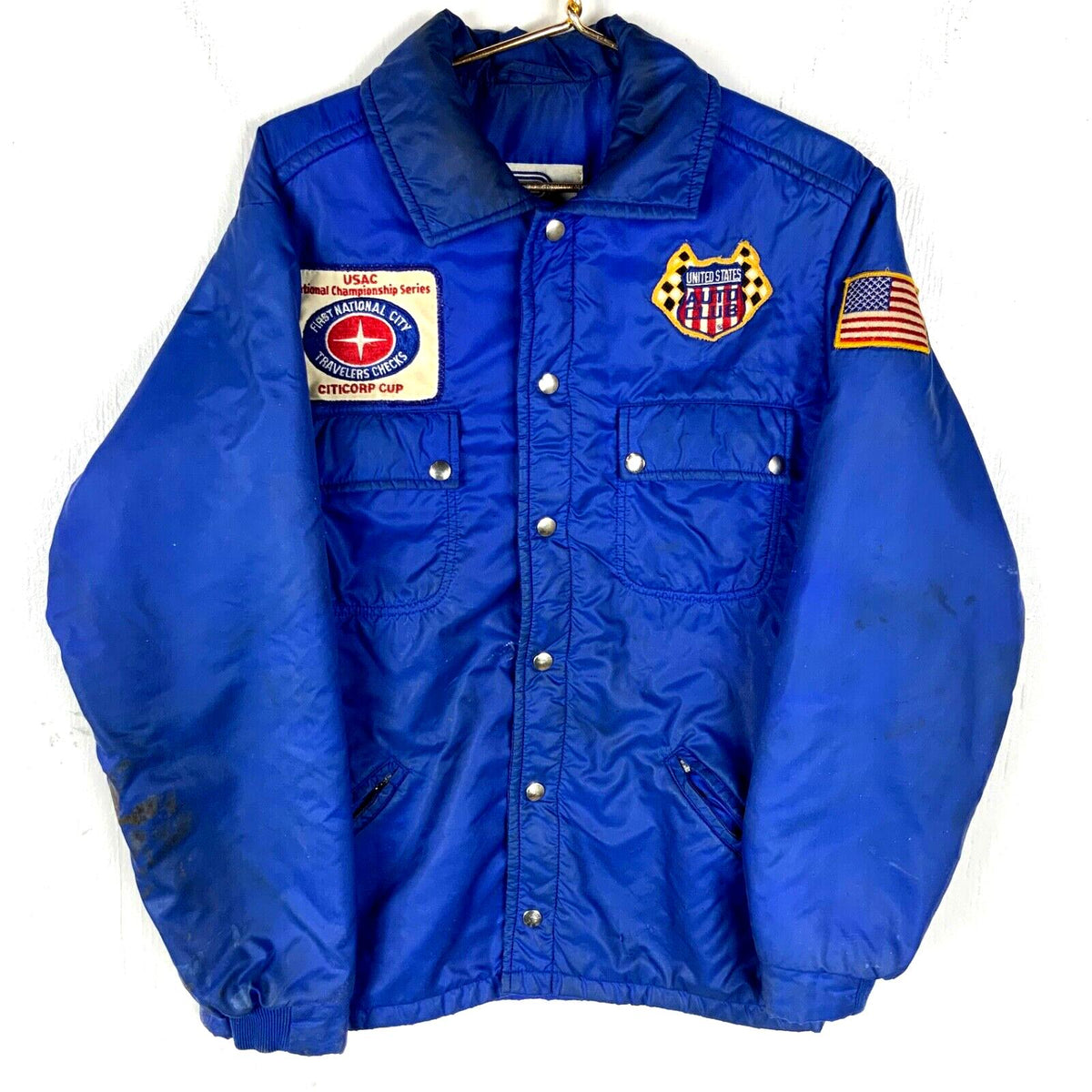 Vintage United States Auto Club Light Puffer Jacket Blue Medium Full Zip 80s Graphic Tee – Warm & Stylish · Must-Have Style