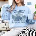 Retro Great Smoky Mountains National Park Sweatshirt Vintage Mountain Graphic Jumper Nature Lover Pullover Outdoor Adventure Crewneck Sweatshirt – Premium Graphic · Perfect For Daily Wear