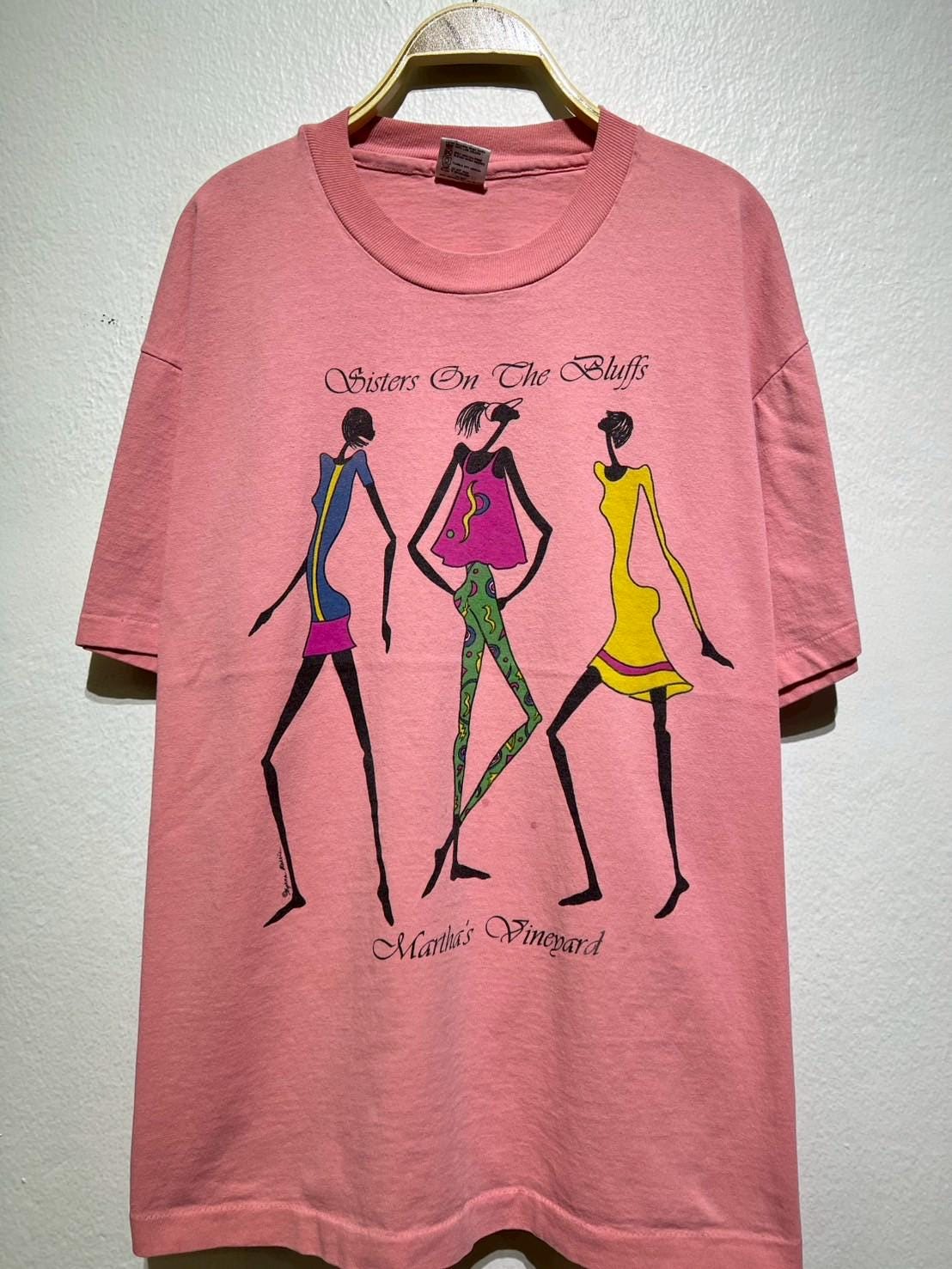 Vintage 90s Sisters On The Bluffs Martha39s Vineyard T Shirt XL Retro Souvenir Tee Graphic Tee – Easygoing Wear · Must-Have Style