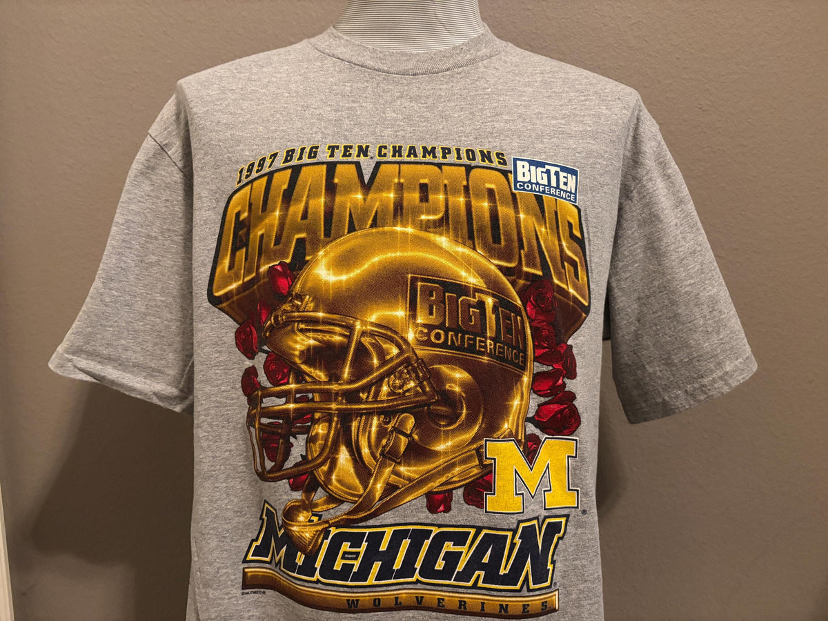 Vintage 90s Michigan Wolverines 1997 Big Ten Champions College Football Tshirt L Graphic Tee – Fan Favorite · Great Gift For Fans