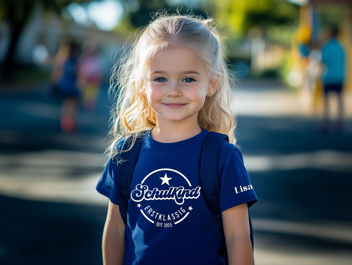 Kinder T Shirt Schulkind 2025Personalisierbar mit NameErster Schultag ShirtEinschulung GeschenkEinschulung Shirt fr Mdchen Jungen Graphic Tee – Fan Favorite · Trending Graphic Apparel