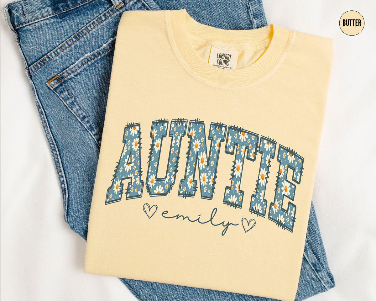Custom Auntie Shirt Daisy Floral Aunt Shirt New Auntie Shirt Pregnancy Announcement TShirt Mothers Day Gift Aunt to Be Graphic Tee – Bold Style · Top Pick For Any Outfit