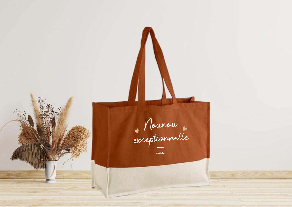 Grand sac cabas personnalis MatresseATSEMNounou exceptionnelle cadeau atsem cadeau fin d39anne anniversaire Nounou ide Maitresse Graphic Tee – Premium Graphic · High-Quality Print