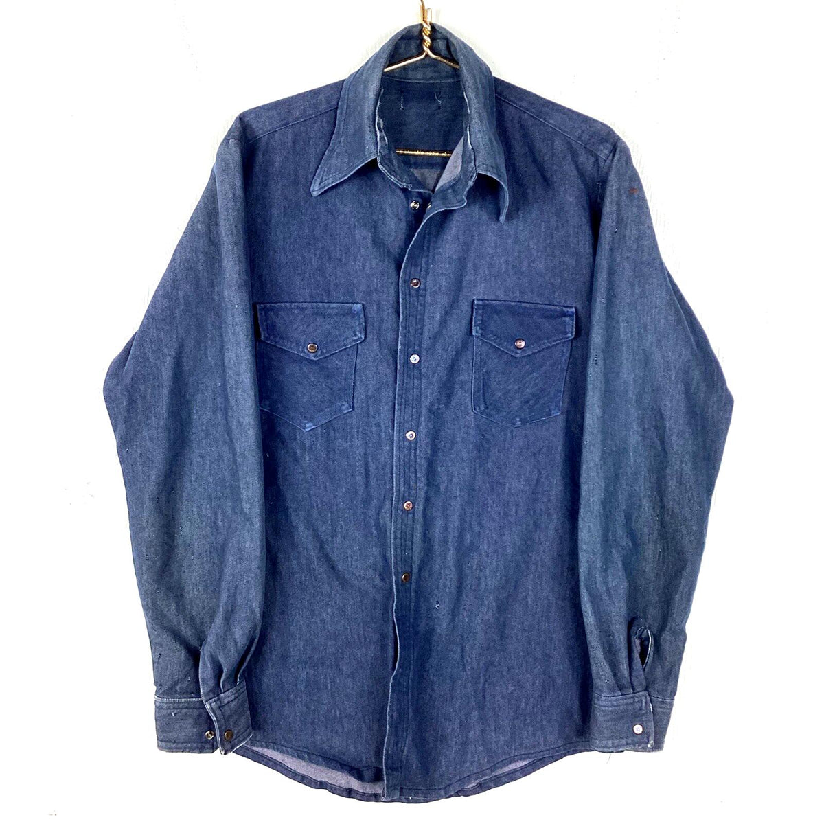 Vintage 1970s Denim Shirt Size Large Blue Button Up Long Sleeve Graphic Tee – Warm & Stylish · Must-Have Style