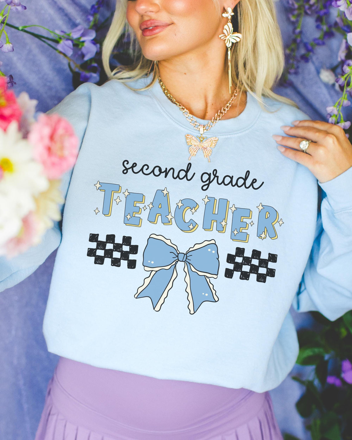 Cute Second Grade Teacher Swetashirt First Day of School Meet the Teacher Cute Teaching Major Gift New 2nd Grade Teacher Shirt with Bow Graphic Tee – Warm & Stylish · Trending Graphic Apparel