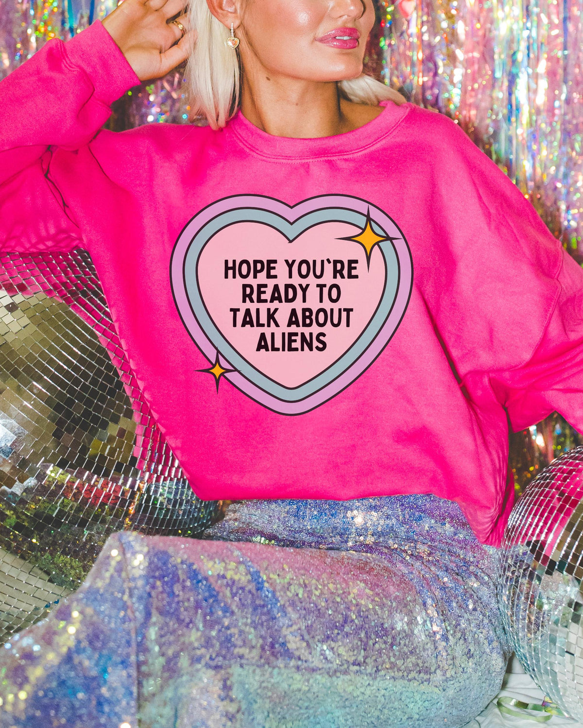 Funny Alien Sweatshirt For Mom or Friend Who Loves Space Spooky Paranormal UFO Conspiracy Theory Gift Cute Retro Alien Shirt for Daughter Sweatshirt – Everyday Comfort · High-Quality Print