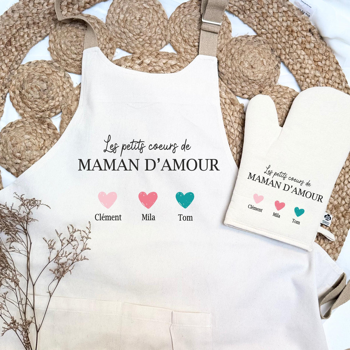 Tablier Gant Maman personnaliss Fte des mres cadeau maman anniversaire maman ide cadeau maman nol tabliergant personnaliss Graphic Tee – Bold Style · Great Gift For Fans