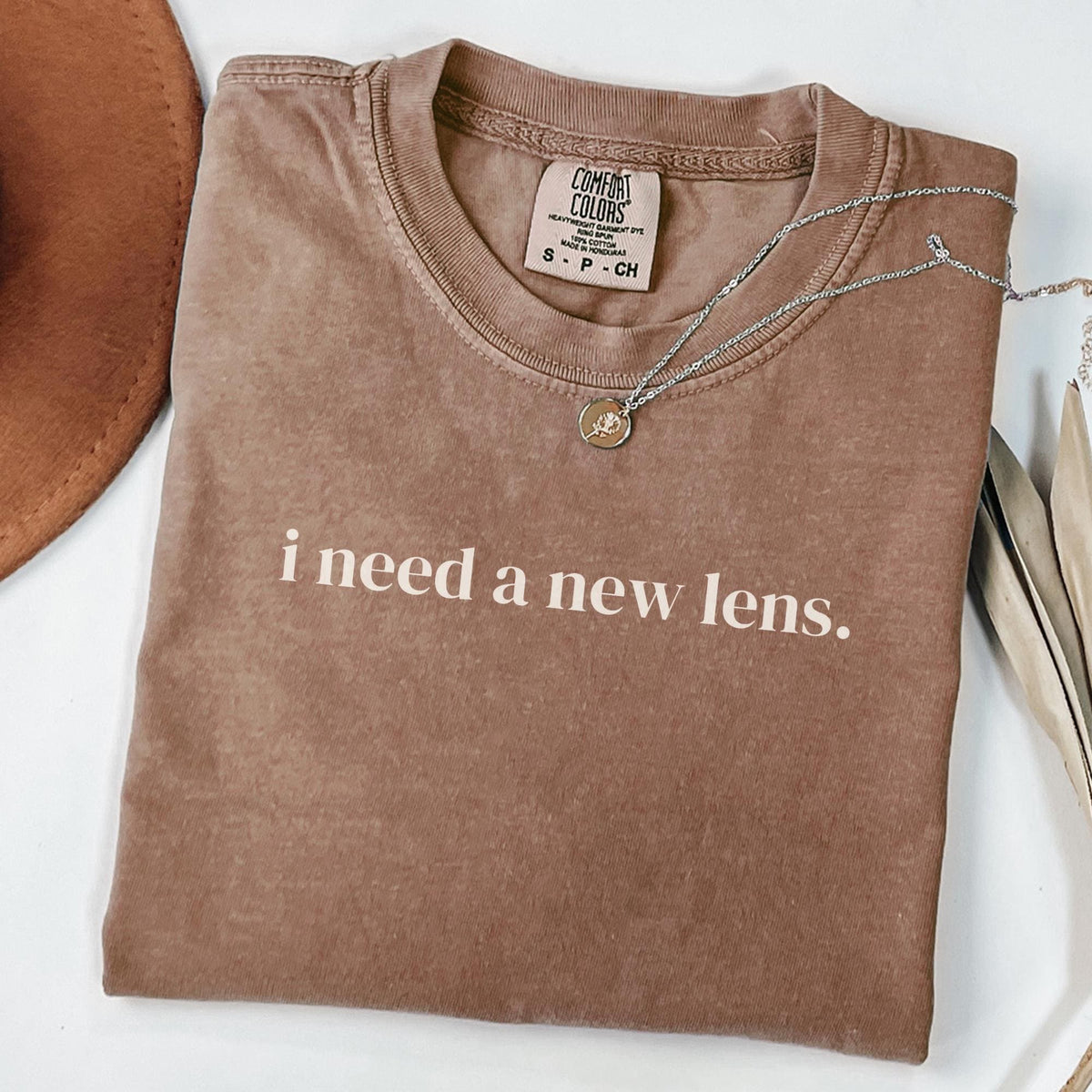 Funny Photographer Tee Shirt for Wedding Photographer or Elopement Photographer I Need a New Lens Silly Minimalist Photographer TShirt Graphic Tee – Premium Graphic · Perfect For Daily Wear