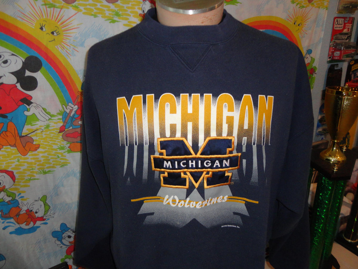 Vintage 9039s Michigan University Wolverines Crewneck Sweatshirt 2XL Sweatshirt – Warm & Stylish · Perfect For Daily Wear