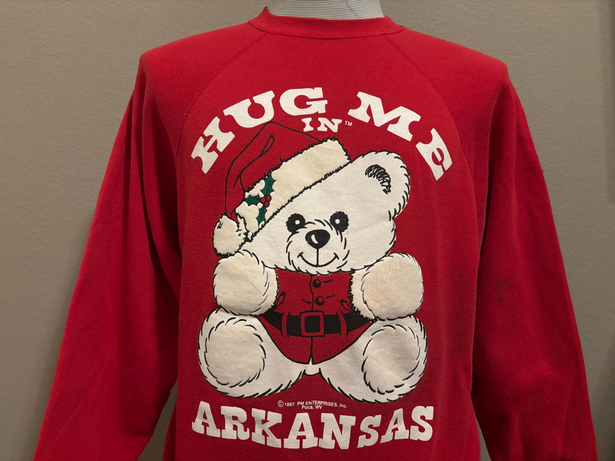 Vintage 80s Hug Me In Arkansas Santa Claus Teddy Bear Crewneck Sweatshirt XL Sweatshirt – Cozy Vibes · Trending Graphic Apparel