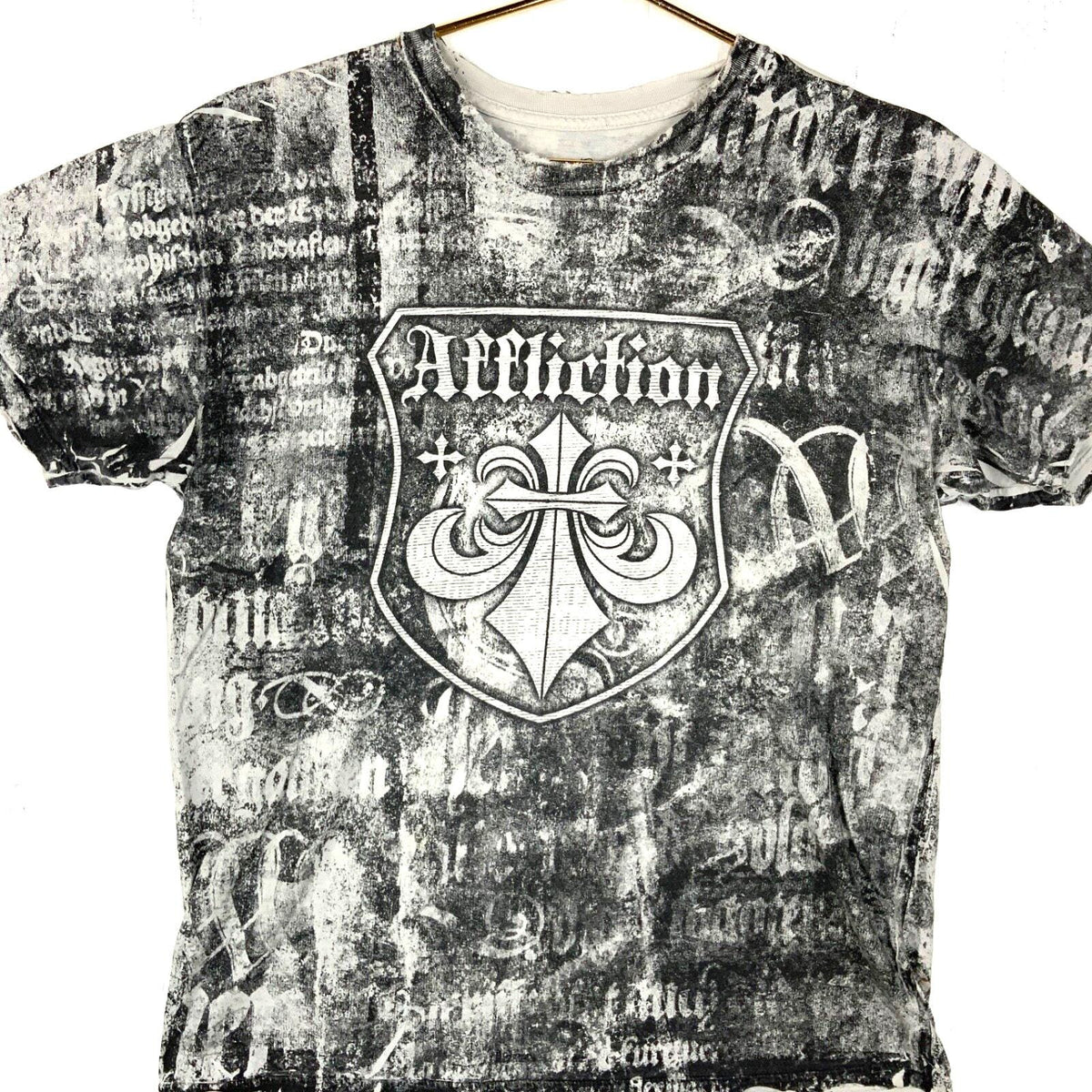 Y2K Affliction TShirt Size XL Made In Usa All Over Print Grunge Winged Cross Graphic Tee – Everyday Comfort · Trending Graphic Apparel