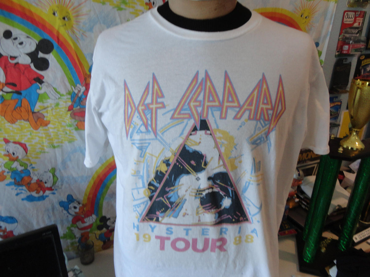 Def Leppard 1988 Hysteria Tour Retro T Shirt S Graphic Tee – Aesthetic Look · Must-Have Style