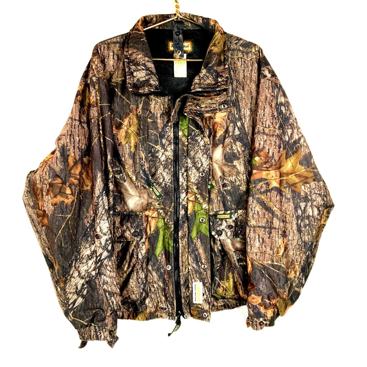 Remington Windbreaker Jacket Size XL Real Tree Camouflage Full Zip Graphic Tee – Fan Favorite · Must-Have Style