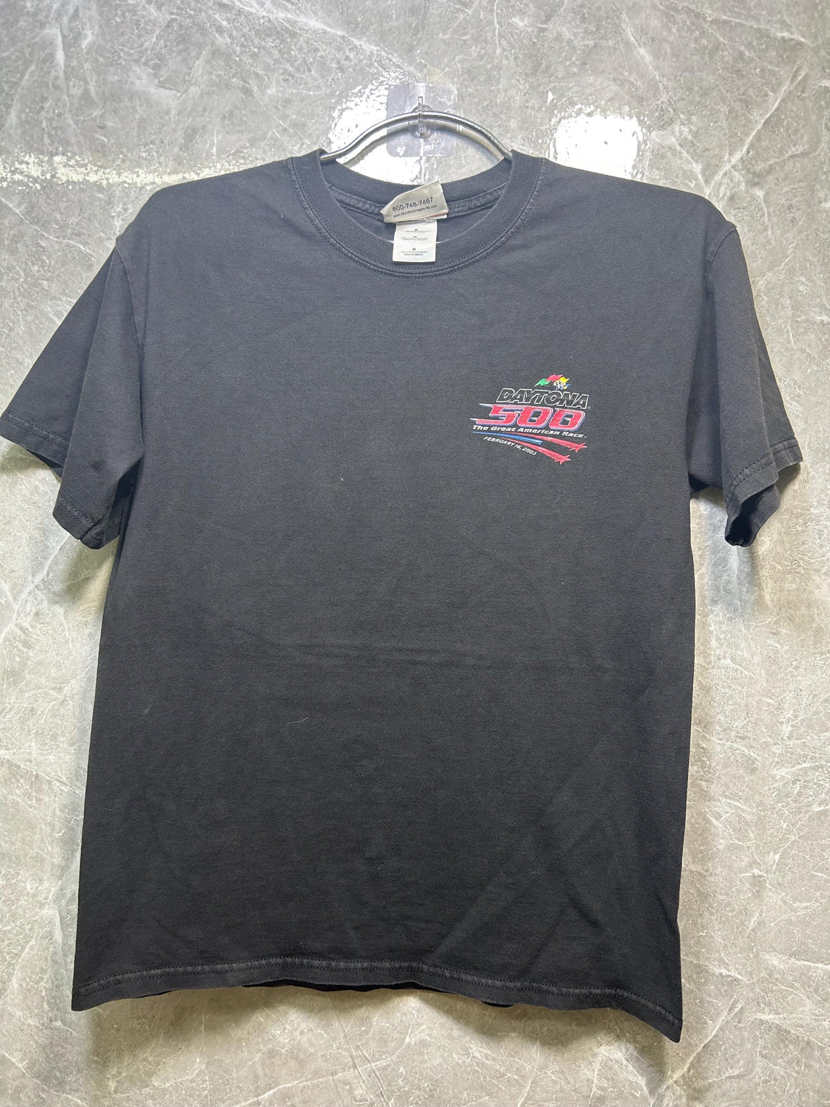 Vintage Daytona 500 00s T Shirt Size M Graphic Tee – Bold Style · Must-Have Style