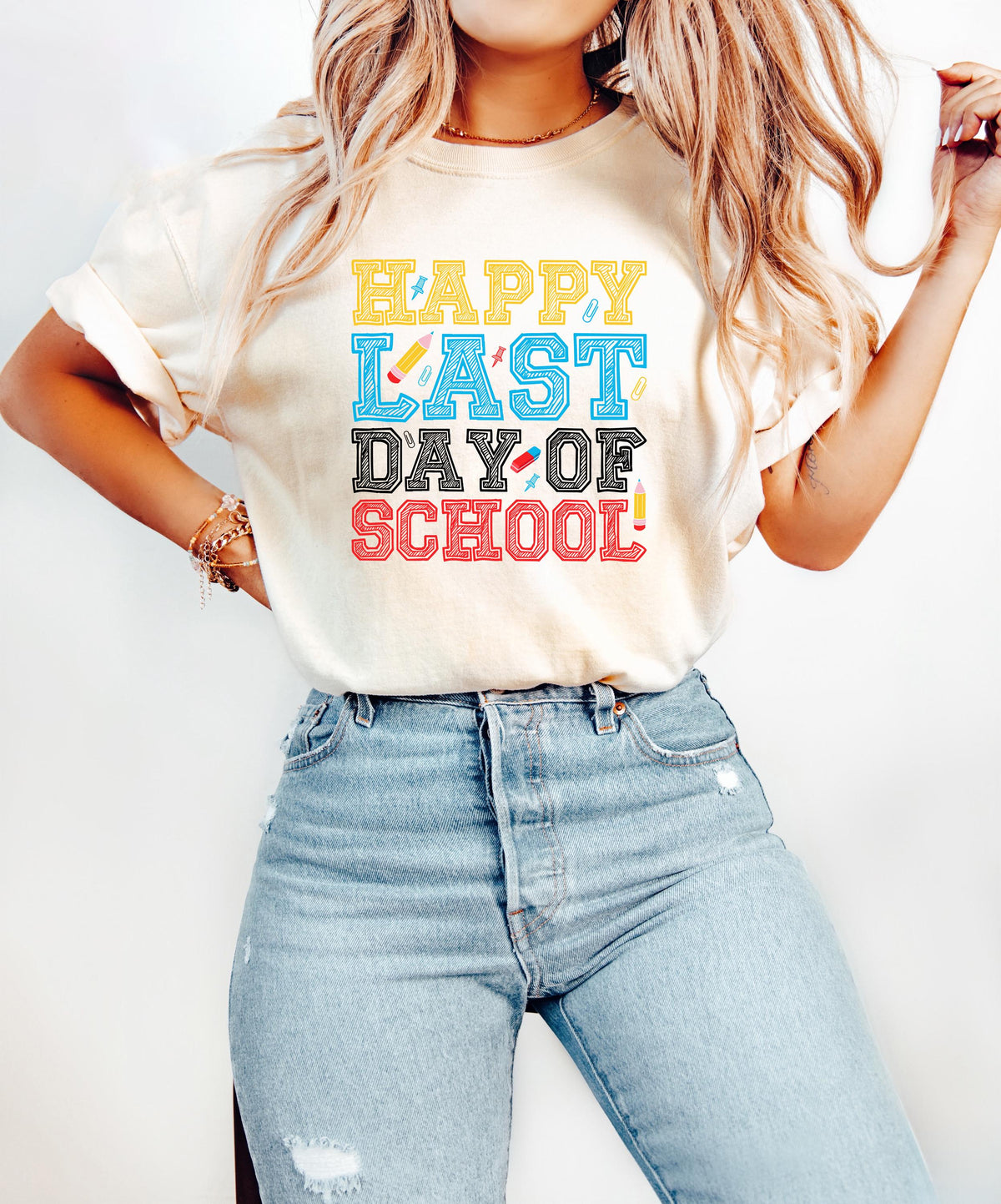 Teacher39s Happy Last Day Of School Tee Retro Teacher Shirt Last Day of School Teacher Shirt Funny Teacher Shirt Teacher Gift Graphic Tee – Everyday Comfort · Great Gift For Fans