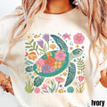 Floral Sea Turtle Shirt Summer Beach Lover Shirt Coastal Aesthetic Turtle Lover Gift Ocean Lover Gift Beach Vacation Graphic Tee – Aesthetic Look · Must-Have Style