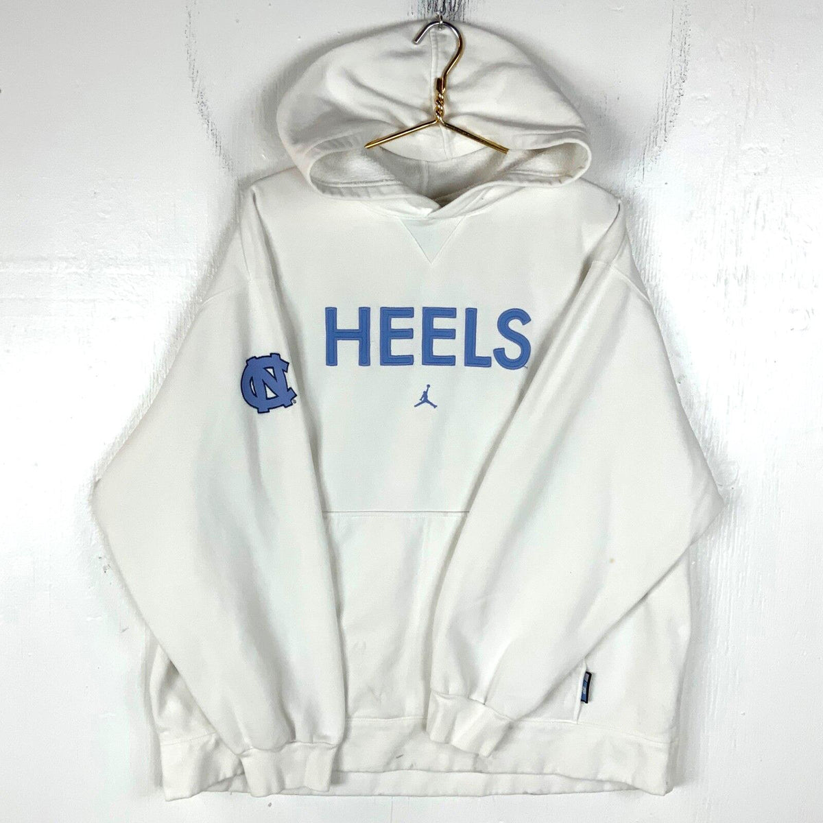 North Carolina Tar Heels Air Jordan Sweatshirt Hoodie Size XL White Ncaa Hoodie – Everyday Comfort · High-Quality Print