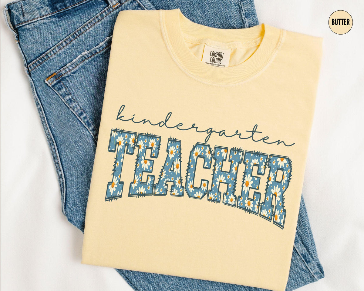 Kindergarten Teacher Shirt Daisy Back to School Floral Tee Elementary School Kindergarten Team 1st Day Of School Tshirt Graphic Tee – Easygoing Wear · Trending Graphic Apparel