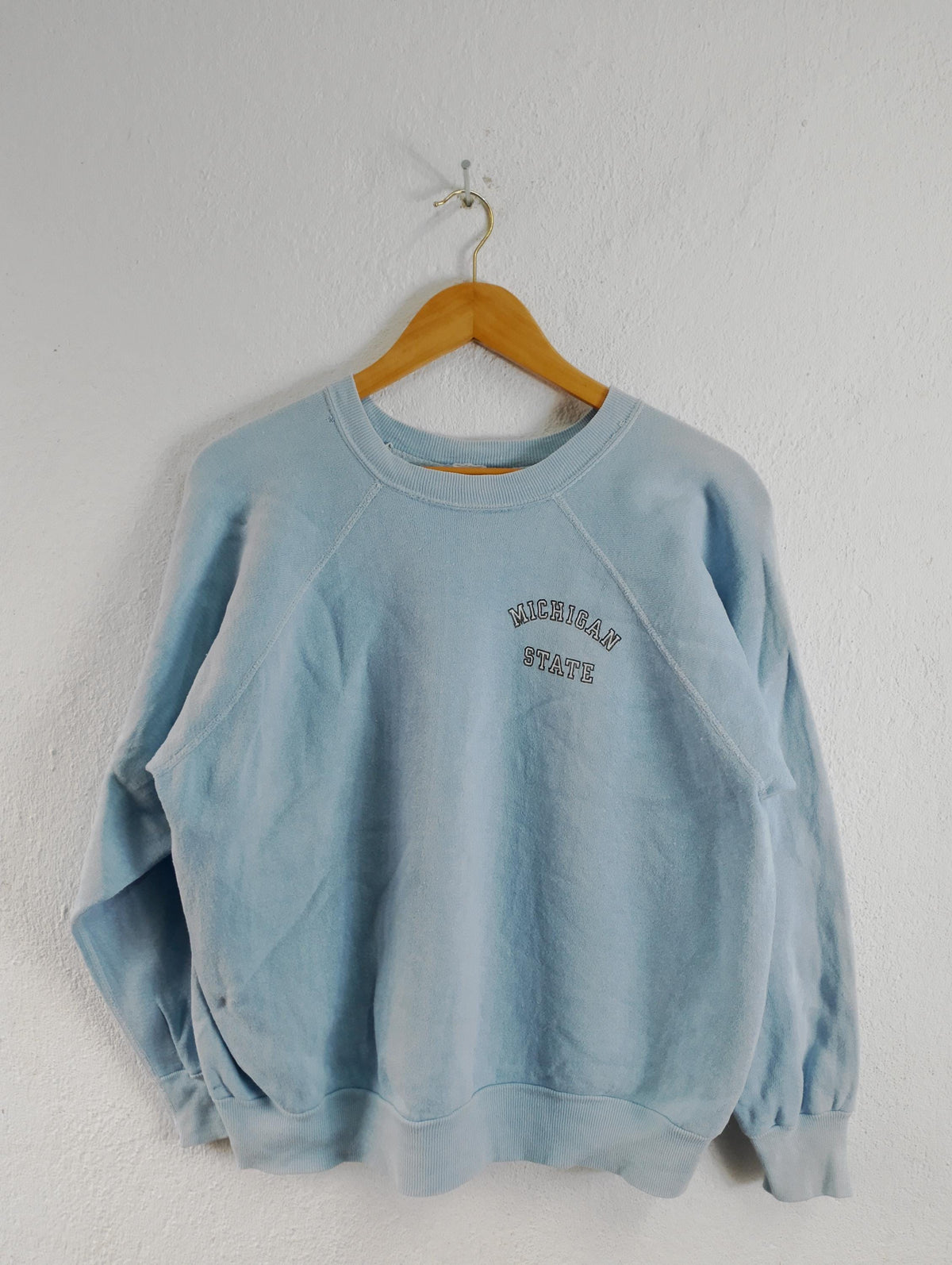 Vintage Michigan state crewneck medium Graphic Tee – Fan Favorite · Top Pick For Any Outfit