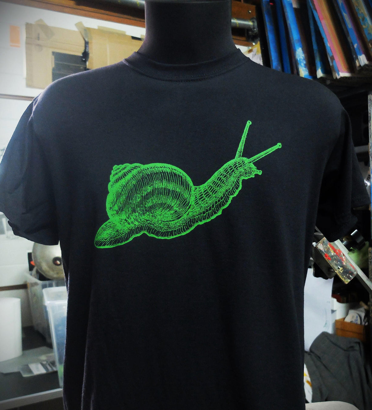 SNAIL slug old image t shirt Graphic Tee – Fan Favorite · High-Quality Print