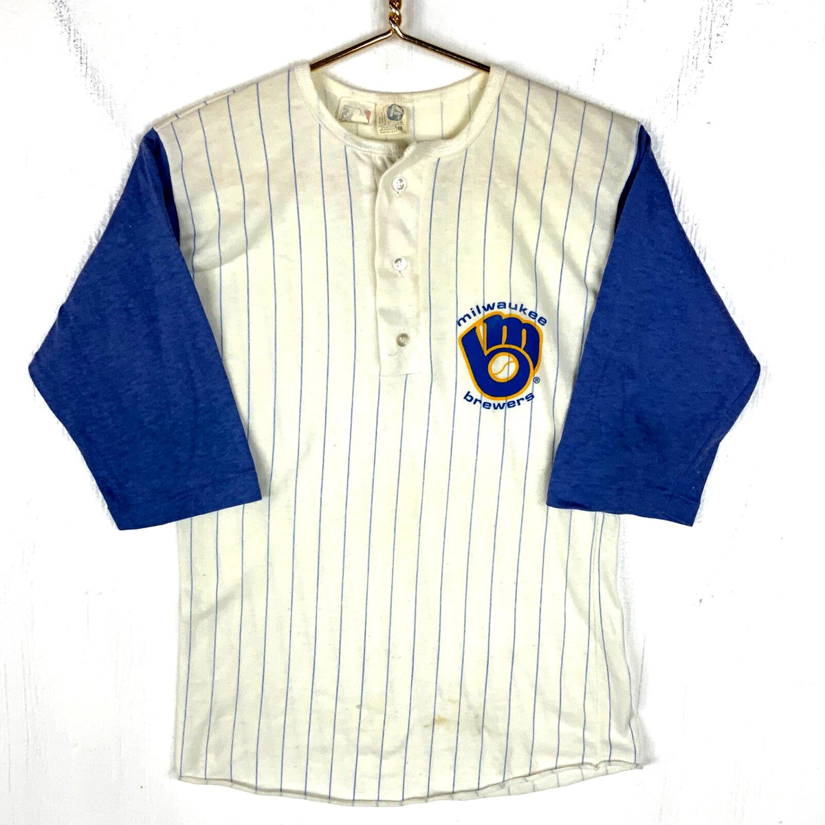 Vintage Milwaukee Brewers Tshirt Medium White Mlb Single Stitch Usa 198039s Graphic Tee – Cozy Vibes · Must-Have Style