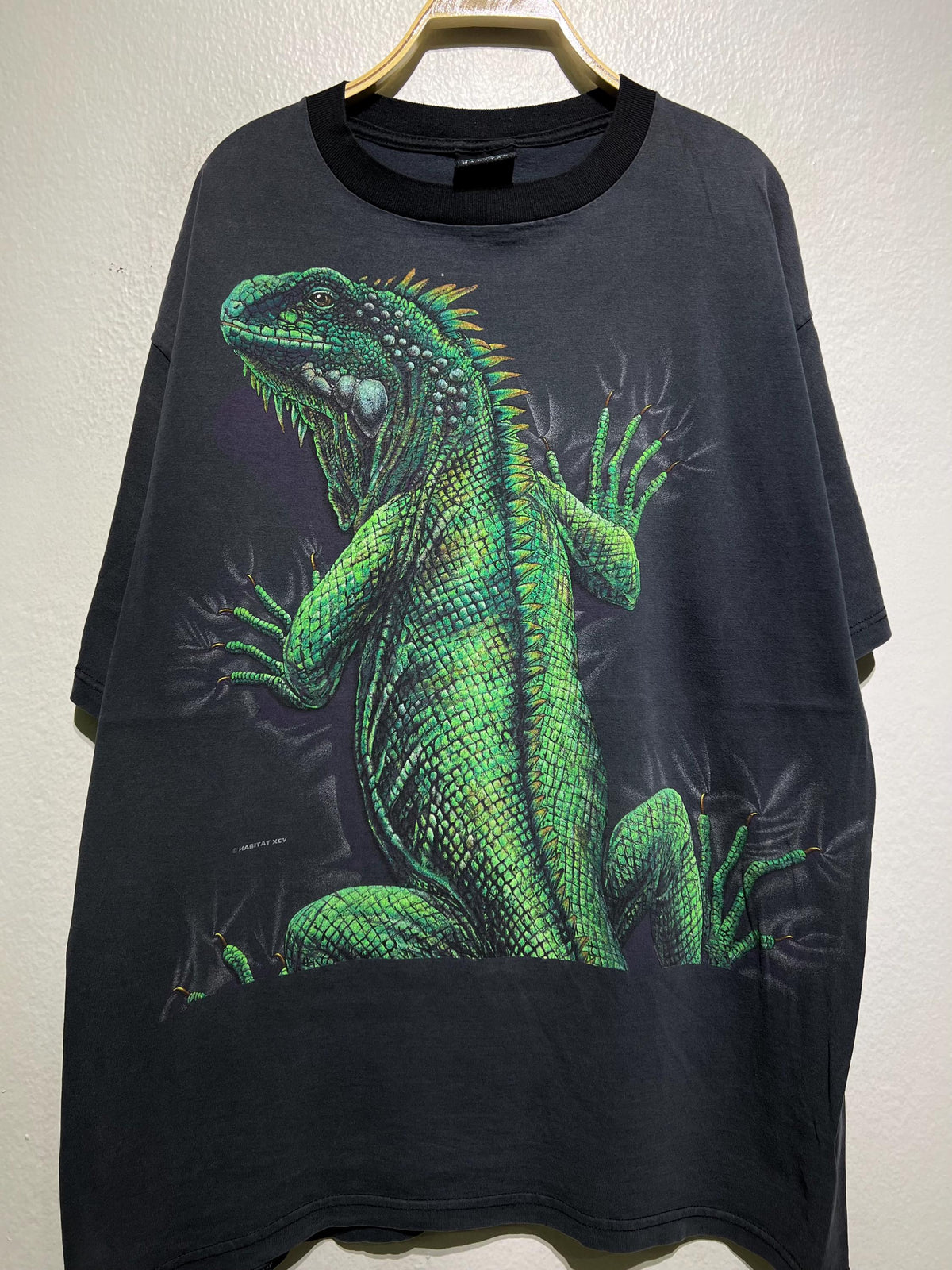 Vintage 90s Iguana Lizard Shirt Large Reptile Full Body Animal Print Jungle Creature Nature Habitat Wildlife Art Tee Size XL Graphic Tee – Premium Graphic · High-Quality Print