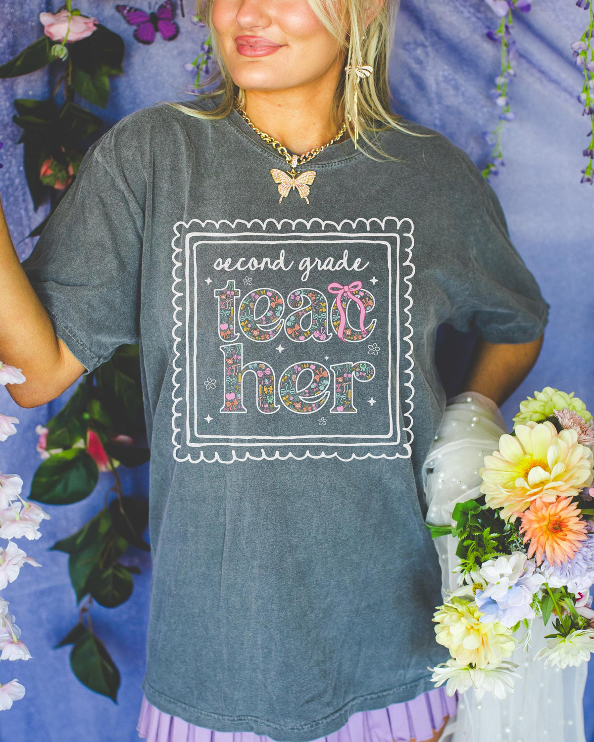 Second Grade Teacher Tee Shirt for Back to School Cute Floral Matching Second Grade Crew TShirt with Bow Cute Nineties Aesthetic Doodles Graphic Tee – Fan Favorite · Must-Have Style
