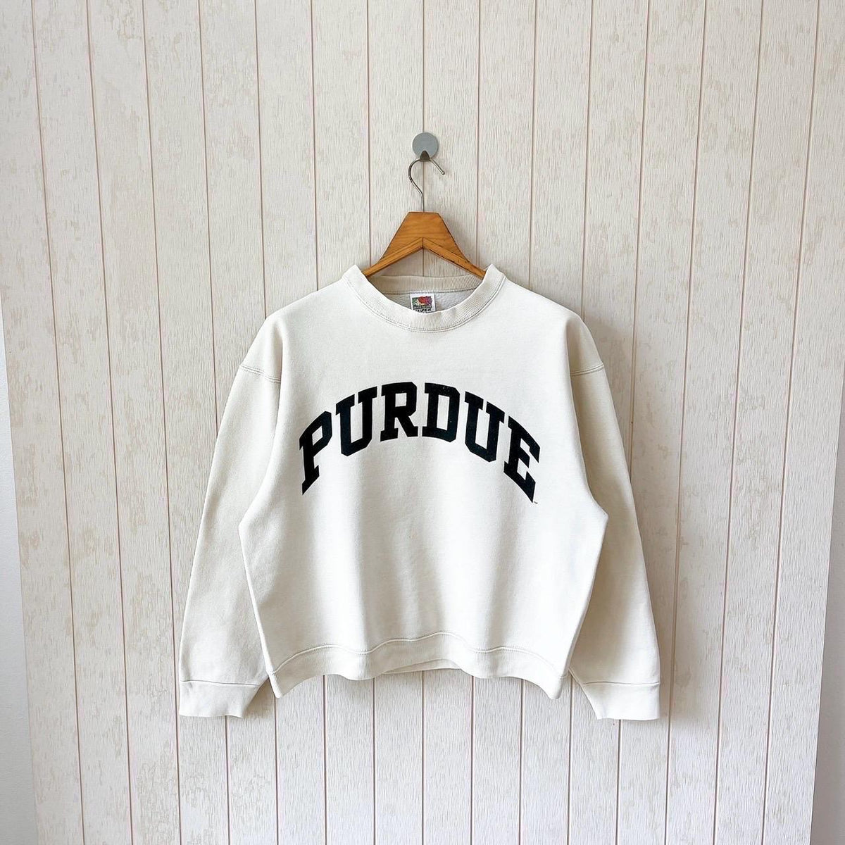 Vintage 00s Purdue sweatshirt vintage Purdue Boilermakers spellout sweatshirt vintage Fruit of the loom sweatshirt size M Sweatshirt – Aesthetic Look · High-Quality Print
