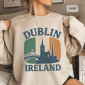 Vintage Dublin Ireland Sweatshirt Unisex Crewneck Pullover Retro Irish Jumper Cozy Shamrock Sweater Dublin Travel Gift Green Sweatshirt – Aesthetic Look · Must-Have Style