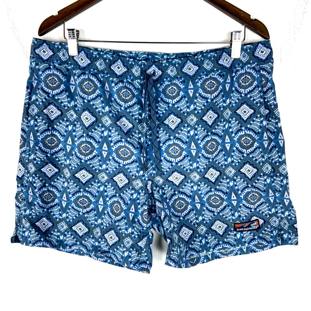 Patagonia Nylon Swim Shorts Large Blue Pattern Graphic Tee – Soft Feel · Perfect For Daily Wear