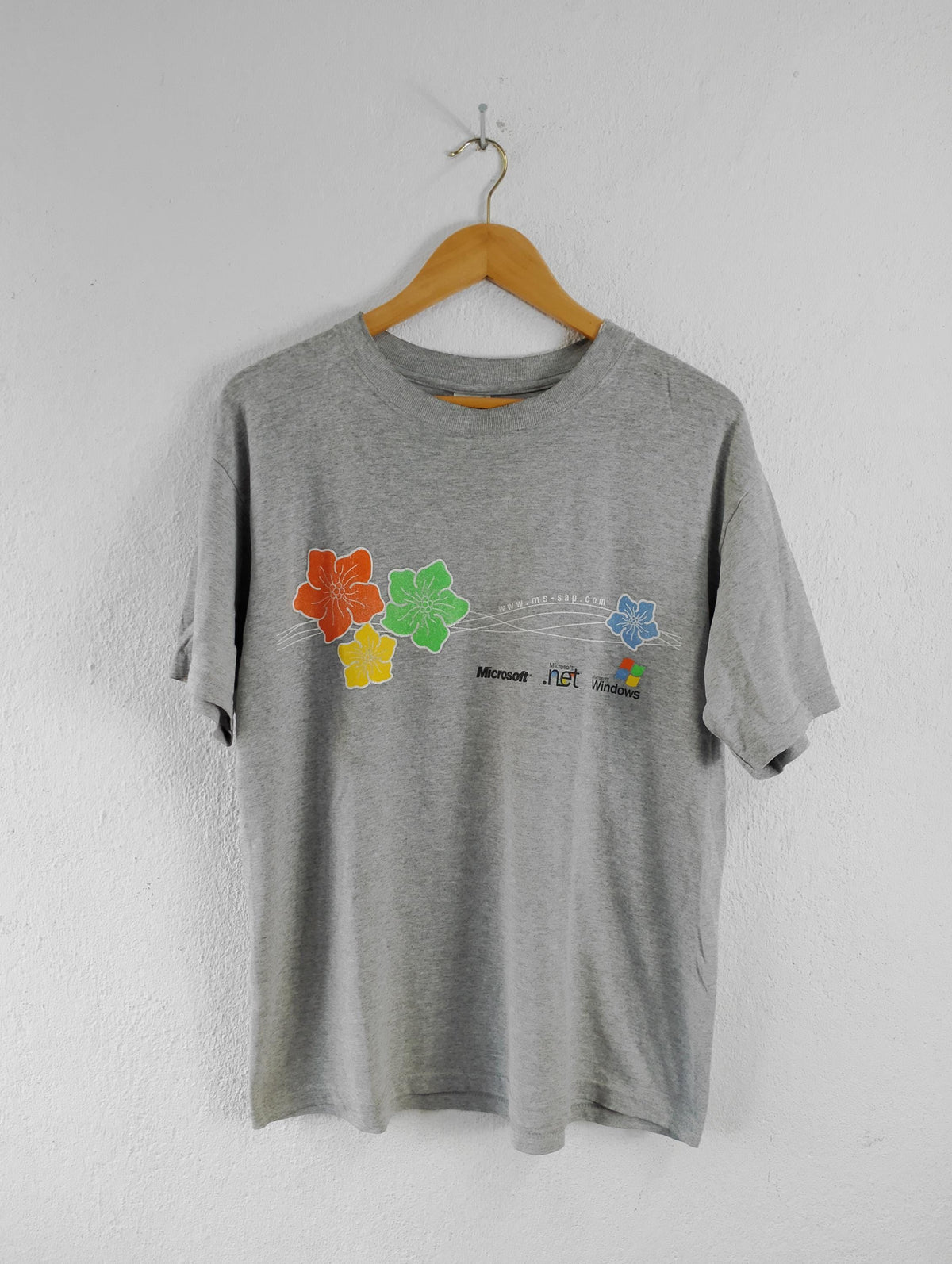Microsoft promo t shirt M Graphic Tee – Aesthetic Look · Must-Have Style