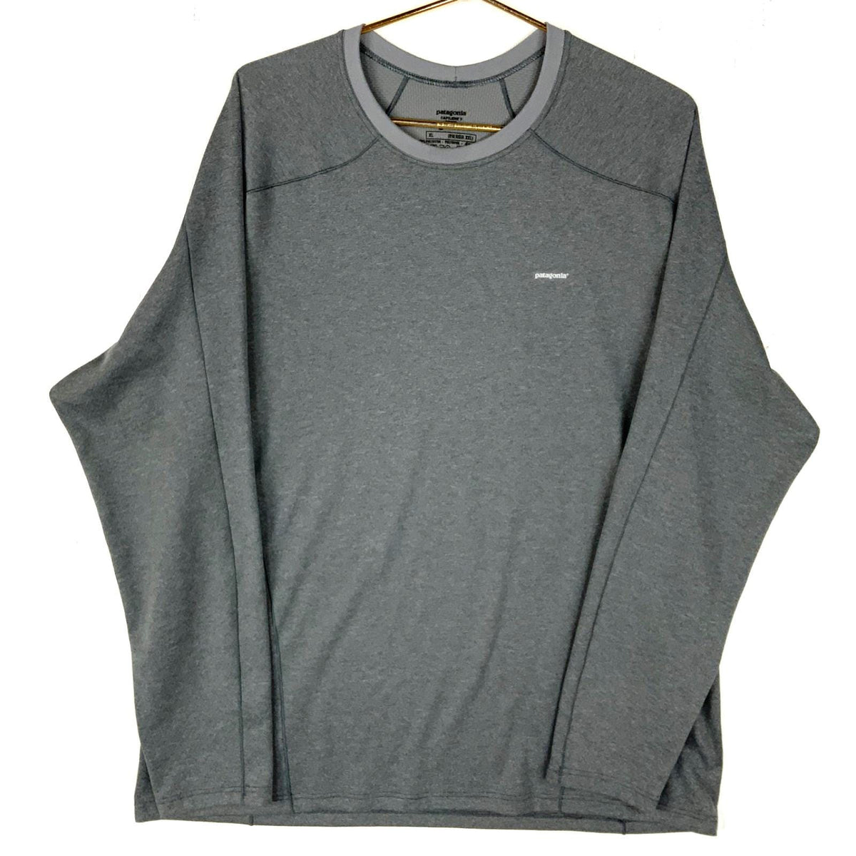 Patagonia Capilene 3 Midweight Crew TShirt Size XL Gray Long Sleeve Polartec Graphic Tee – Premium Graphic · High-Quality Print
