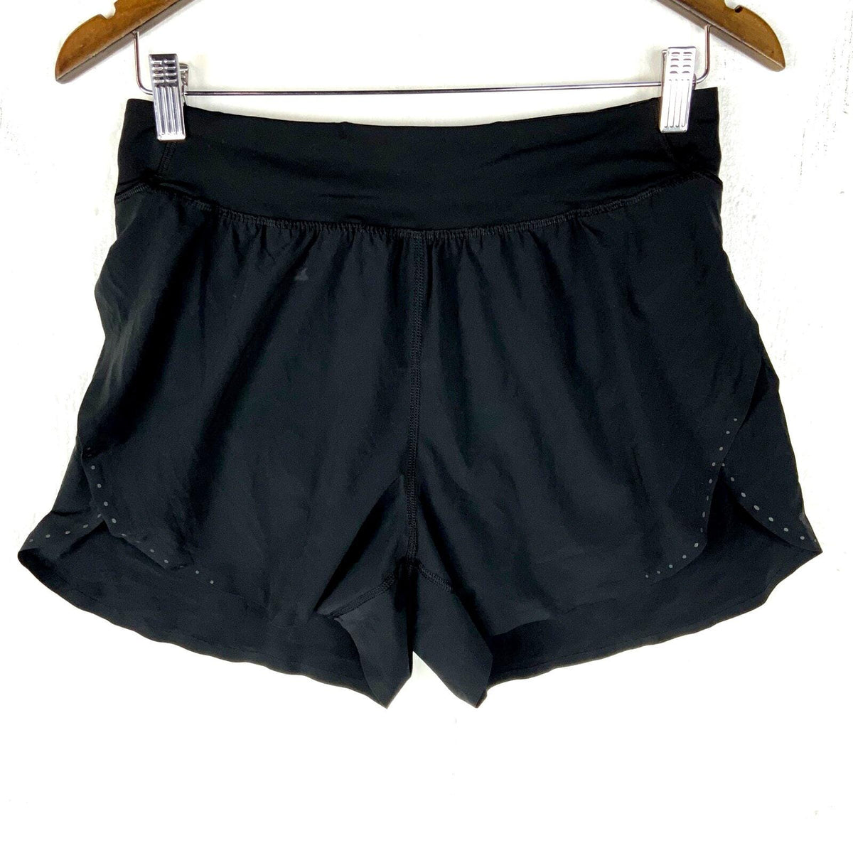 Lululemon Women39s F and F HighRise Shorts Size 6 Small Black Graphic Tee – Feel-Good Design · Perfect For Daily Wear