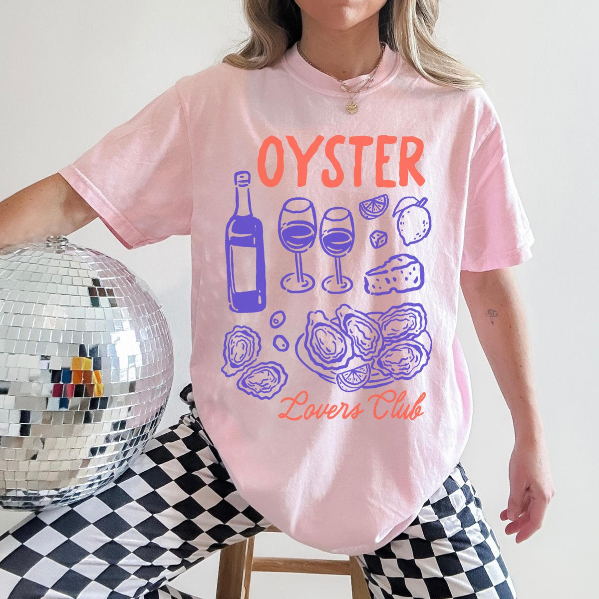 Oyster Dinner Pearl Bow Shirt Summer Vibes Trendy Tee Girly Summer Beach Shirt Starfish Clam Tee Clam Coastal Pearl Graphic Tee – Soft Feel · Must-Have Style