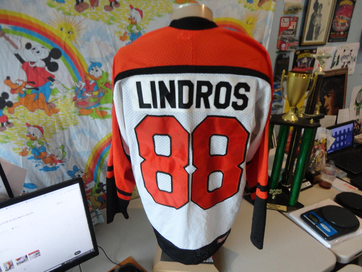 Vintage 9039s Philadelphia Flyers Eric Lindros CCM Jersey Men39s size L Jersey – Bold Style · Trending Graphic Apparel