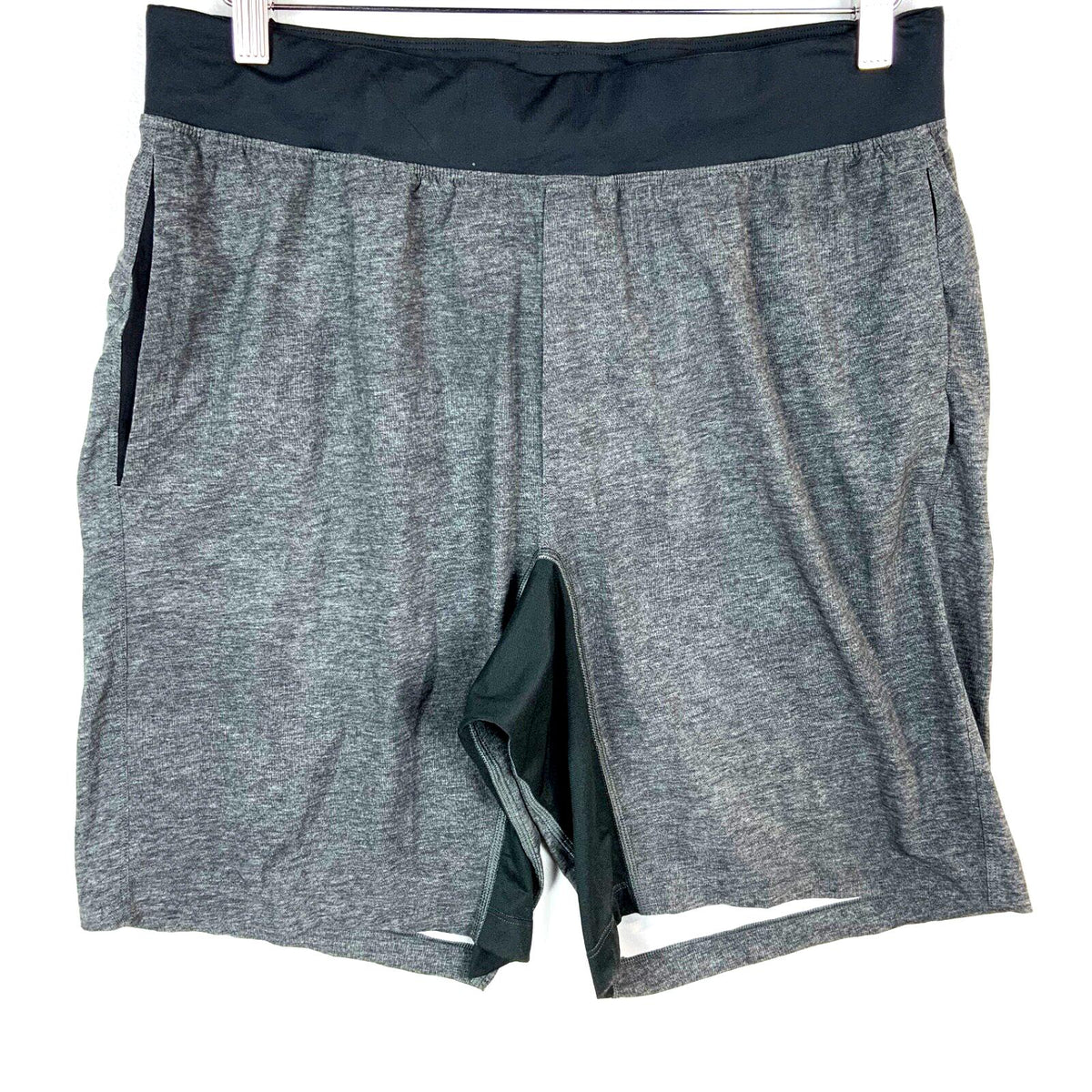 Lululemon The Shorts Large Gray Lined Athletic Workout Graphic Tee – Cozy Vibes · Must-Have Style