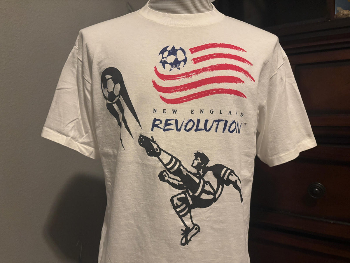 Vintage 9039s New England Revolution American Soccer Sports Tshirt L Graphic Tee – Cozy Vibes · Perfect For Daily Wear