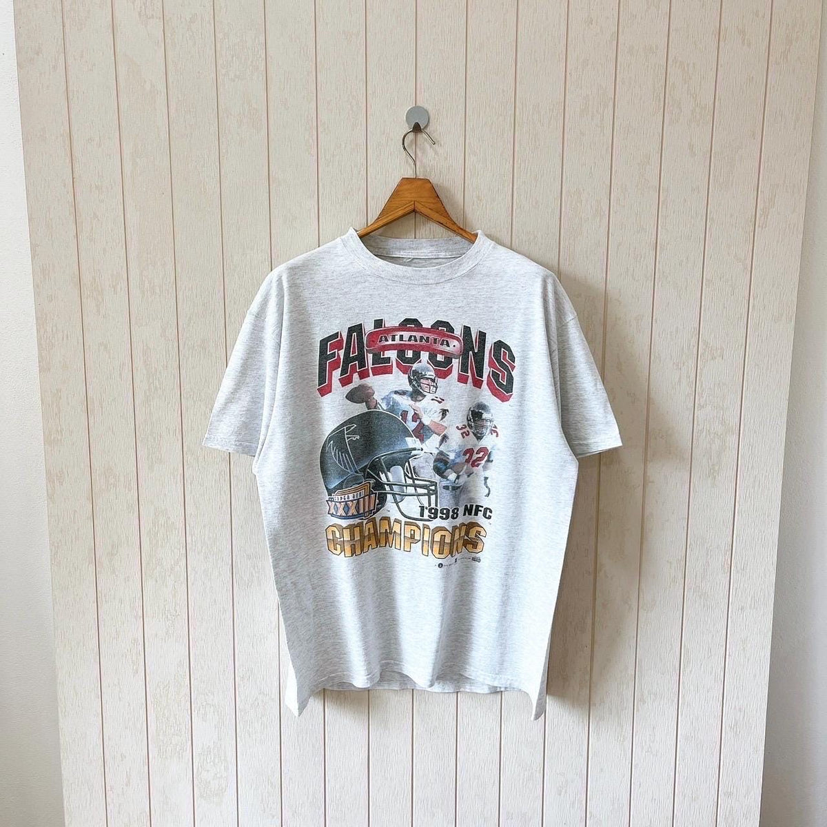 Vintage 90s Atlanta Falcons t shirt vintage 1998 Falcons NFL t shirt size L Graphic Tee – Cozy Vibes · Trending Graphic Apparel
