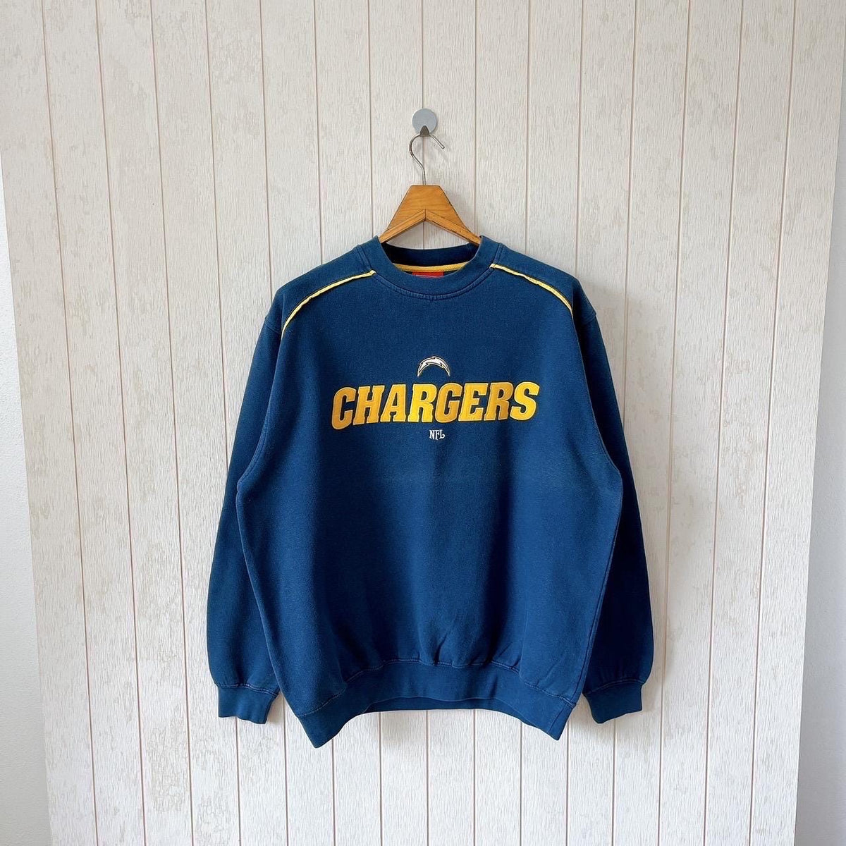 Vintage 00s San Diego Chargers sweatshirt 00s Chargers NFL sweatshirt vintage NFL official sweatshirt size L Sweatshirt – Soft Feel · Trending Graphic Apparel