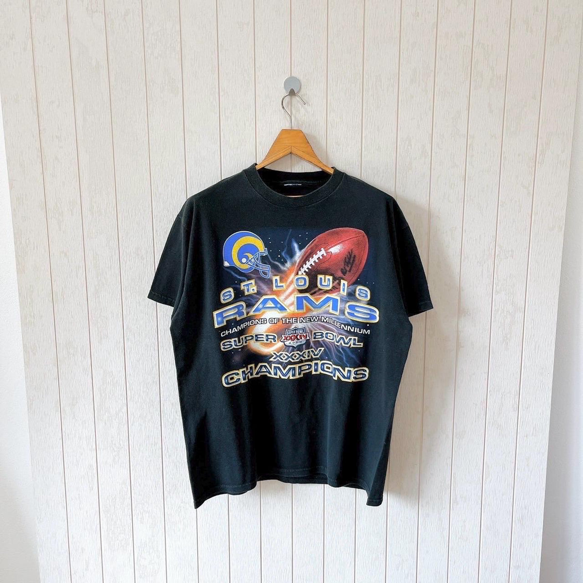 Vintage 00s St Louis Rams t shirt vintage 2000 Rams NFL t shirt size L Graphic Tee – Warm & Stylish · Must-Have Style