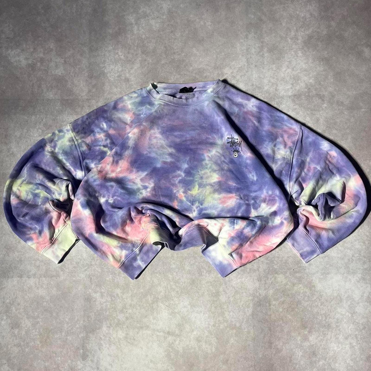 Y2K Stussy Tie Dye Colourful Crewneck Graphic Tee – Easygoing Wear · Perfect For Daily Wear