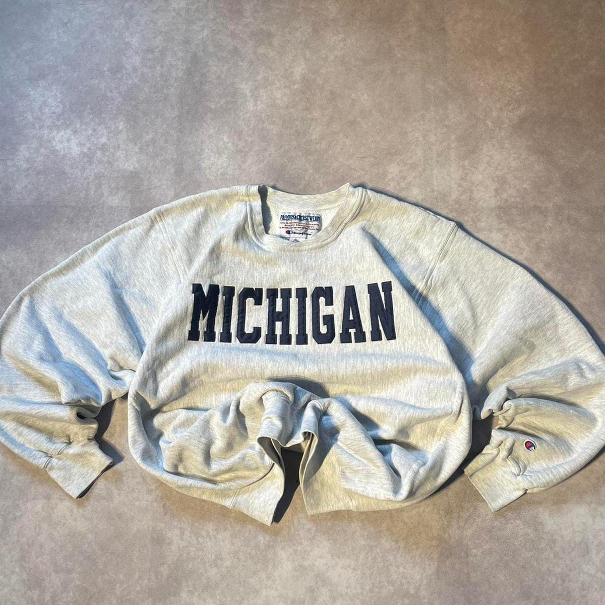 Vintage 90s Reverse Weave Michigan University Champion Embroidered Crewneck Sweater Sportswear Graphic Tee – Soft Feel · Trending Graphic Apparel